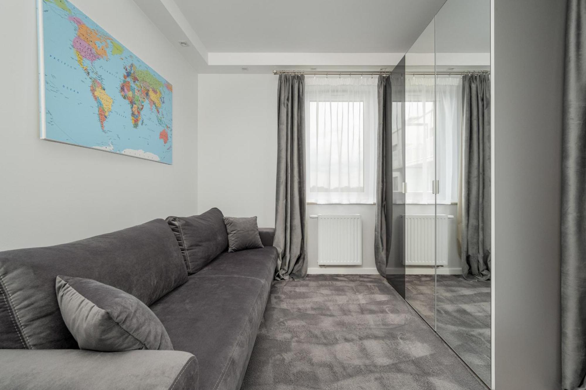 Luksusowy Apartament Z 3 Sypialniami, Klimatyzacja, Parkingiem I Biurkiem We Wroclawiu By Renters Prestige Экстерьер фото